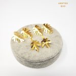 Aretes Topitos Forma de Hojas Dorado Bañado en Oro