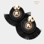 Aretes Statement Abanico con Tassel Negro y Detalles en Dorado