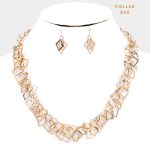 Collar Dorado Encadenado con Formas Circulares y Cuadradas