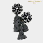 Aretes Statement Flor Negra con Tassel