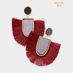 Aretes Abanico con Tassel Rojo Vino