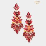 Aretes Largos de Cristales Rojos