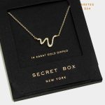Collar Cadenita Bañada en Oro con Dije de Serpiente