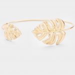 Pulsera con Detalles de Hoja